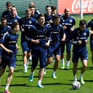 حرب ضد المنتخب الروسي