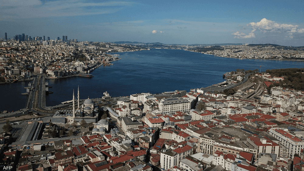 مضيق البوسفور في إسطنبول التركية