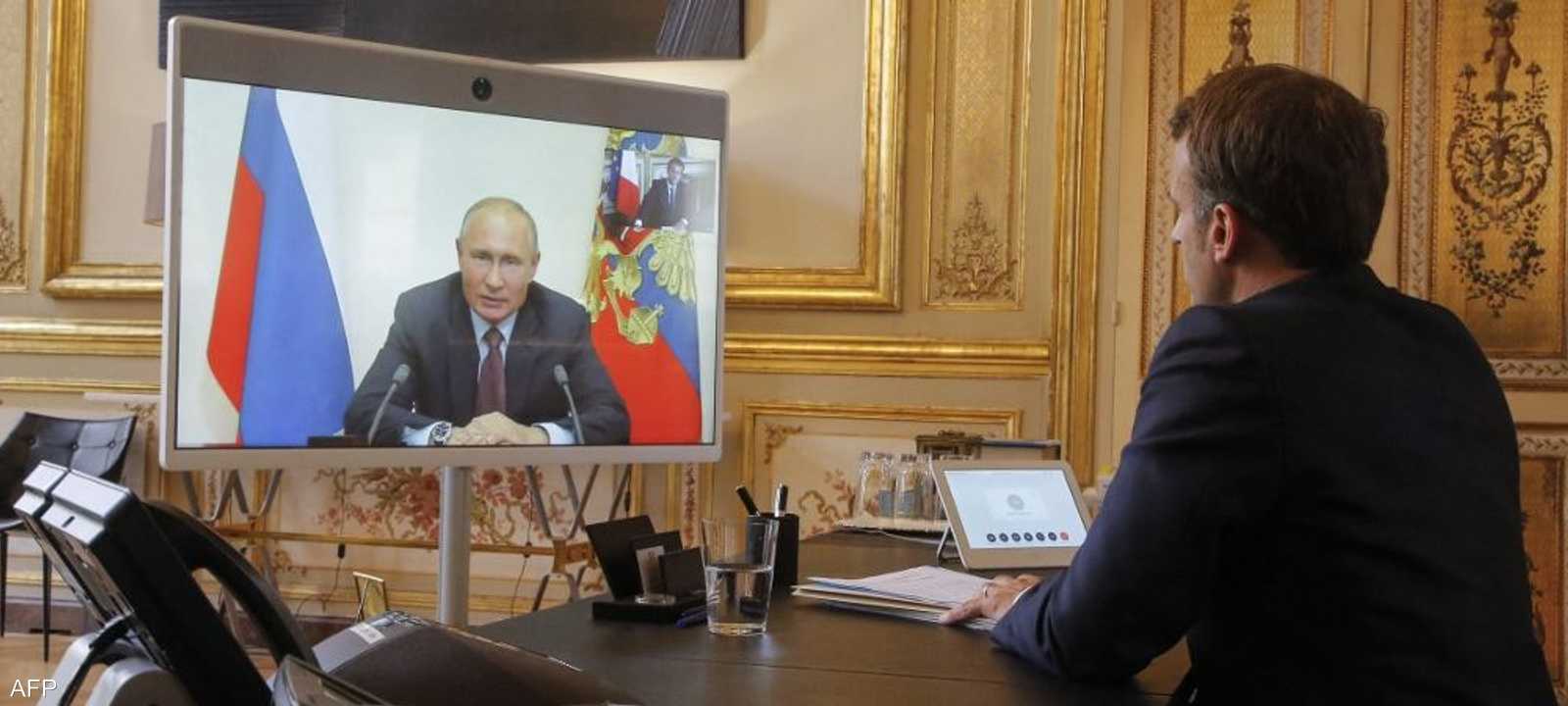 بوتن وماكرون تحدثا لمدة 90 دقيقة