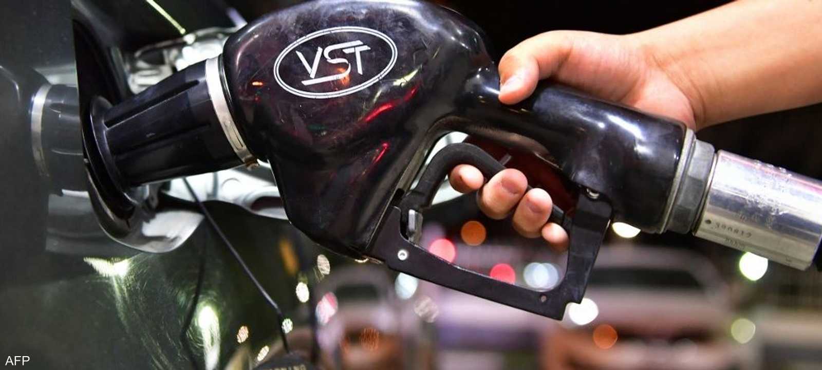 البيت الأبيض يخشى من تضرر المستهلكين الأميركيين.