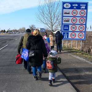 مئات اللاجئين حاولوا الخروج من أوكرانيا