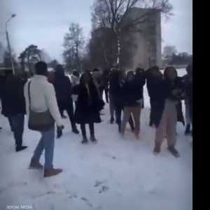 الطلاب الأفارقة طالبوا بالخروج من أوكرانيا