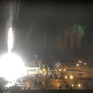 صورة الحريق الذي نشب في محطة زابوريجيا