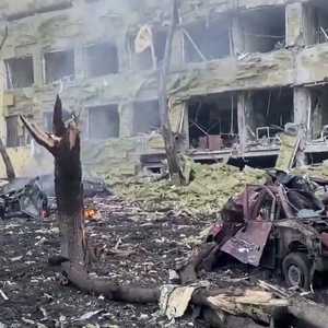 جانب من الدمار الذي لحق بمدينة ماريوبول في أوكرانيا.