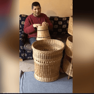 3  شباب بلا عائل.. مأساة عائلة لبنانية "مكفوفة"