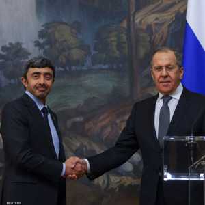 الشيخ عبد الله بن زايد ولافروف في المؤتمر الصحفي.