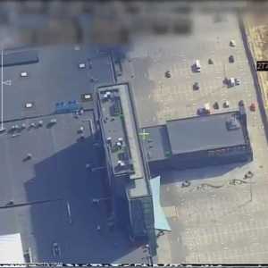 لحظة قصف مركز تجاري "خال من الناس" في كييف