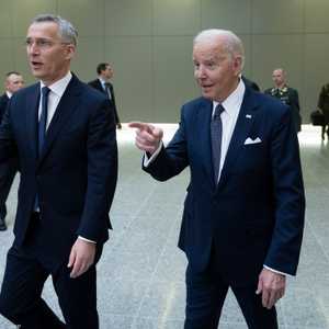 الأمين العام للناتو والرئيس الأميركي