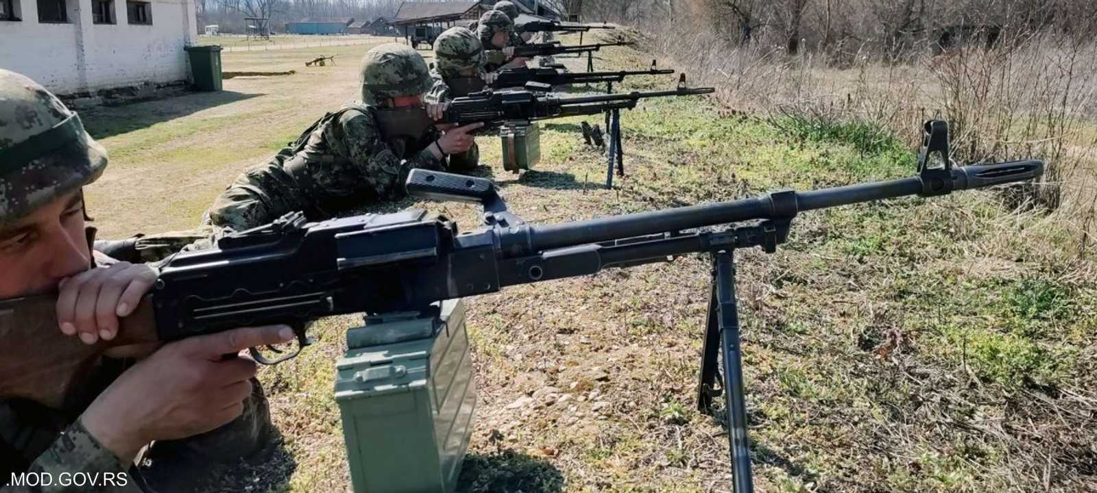 حشدت صربيا قوات على حدود كوسوفو