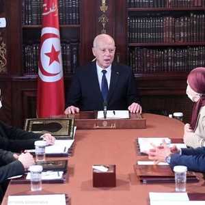 قيس سعيد مع أعضاء الحكومة التونسية