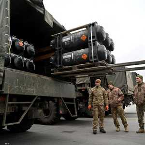 واشنطن تقدم لكييف شحنات من الأسلحة المتقدمة