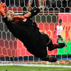 إصابة حارس الترجي فاروق بن مصطفى