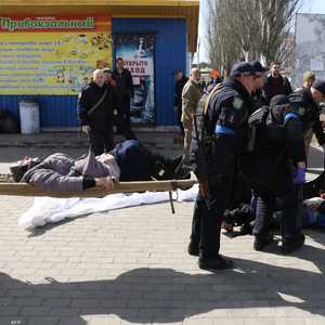 الهجوم الصاروخي استهدف محطة للقطارات في شرق أوكرانيا