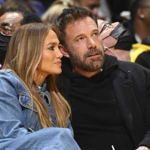 بن أفليك وجينيفر لوبيز