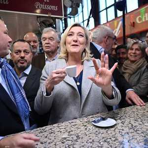 لوبان بدأت تزداد شعبية في فرنسا