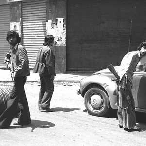 صورة تعود لفترة الحرب الأهلية في لبنان عام 1975
