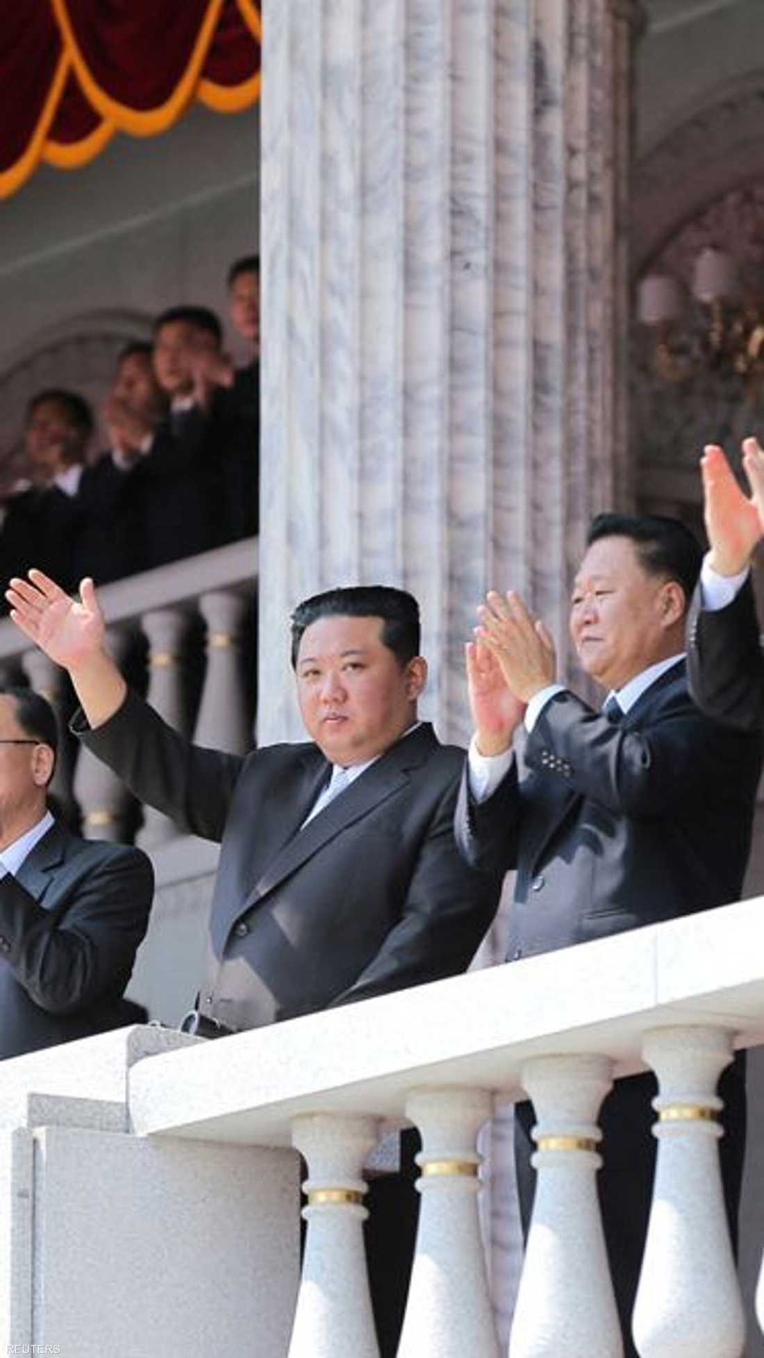 حضر الزعيم الكوري الشمالي كيم عرضا مدنيا ضخما