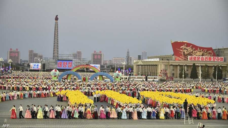 يعد "يوم الشمس" أكبر عطلة رسمية سنوية في كوريا الشمالية، والعطلة هذا العام بمناسبة مرور 110 أعوام على ميلاد كيم إيل سونغ في 15 أبريل 1912.