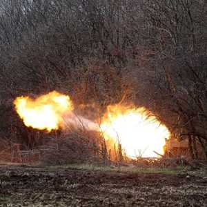 تقارير عن بدء هجوم روسي واسع شرقي أوكرانيا