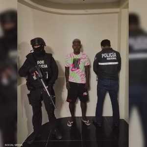 صورة لاعتقال هداف الدوري الإكوادوري