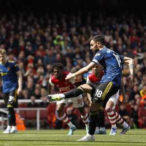 برونو فيرنانديز نفذ التسديدة إلى الخارج