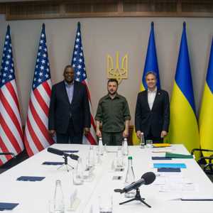 وزيرا الخارجية والدفاع الأميركيين في ضيافة الرئيس الأوكراني