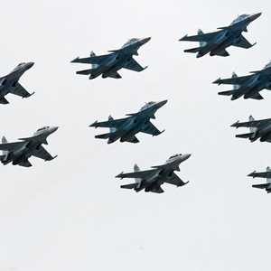 أرشيفية.. سرب من طائرات حربية روسية