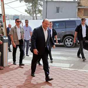 جرى تشديد الحراسة على عائلة نفتالي بينيت.