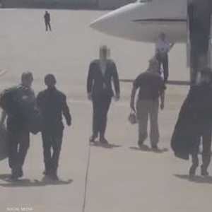 جانب من عملية تبادل السجناء.