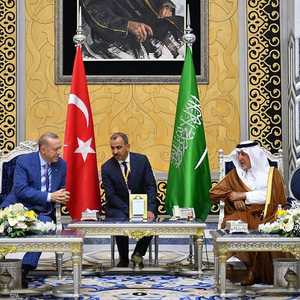 رئيس جمهورية تركيا يصل إلى جدة