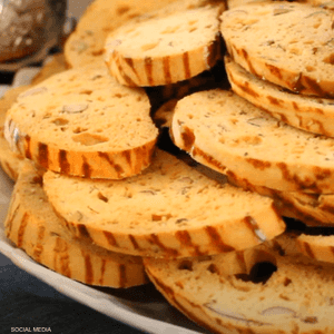 "الفقاص" من الحلويات الشهيرة في المغرب