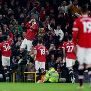 رونالدو محتفلا بعد تسجيله هدفا في المباراة.