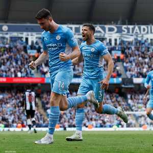 فرحة لاعبي مانشستر سيتي