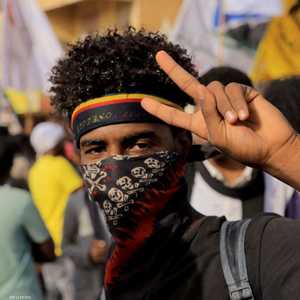 أحد المتظاهرين في السودان (أرشيفية)