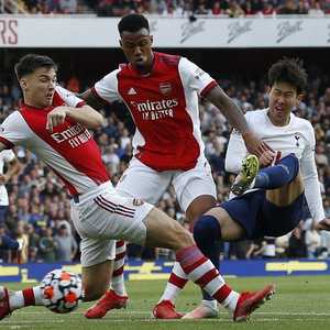 توتنهام يعول على سون للتألق في الديربي