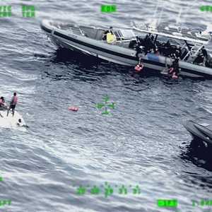 القارب كان يقل عددا غير معروف لحتى الآن من المهاجرين.