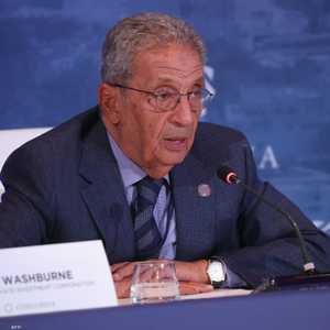 عمرو موسى: محمد بن زايد شخصية رئيسية في العالم العربي