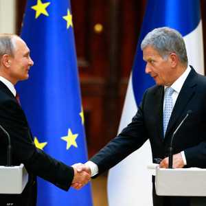 جانب من لقاء سابق بين الرئيسين الفنلندي والروسي