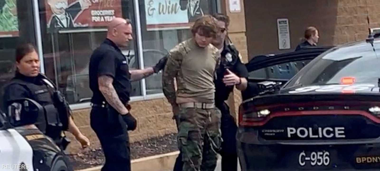 القاتل طالب جامعي والجريمة كراهية بدوافع عنصرية