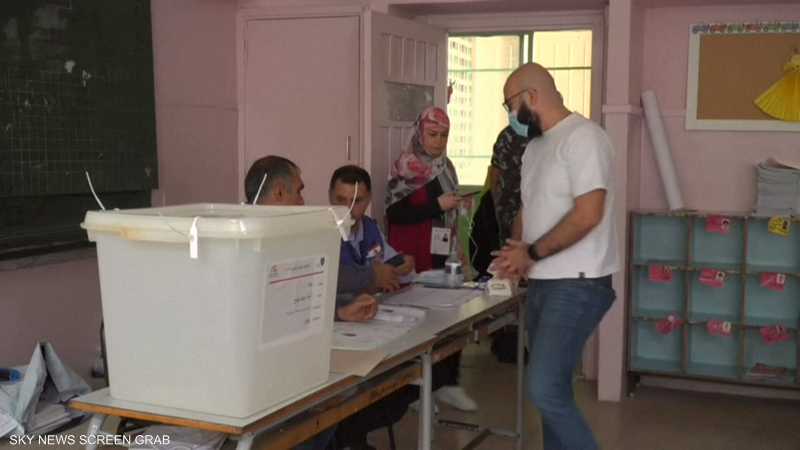 بدء التصويت في الانتخابات النيابية بلبنان