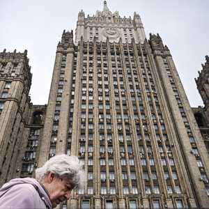 الخارجية الروسية أعلنت طرد عشرات الدبلوماسيين الغربيين