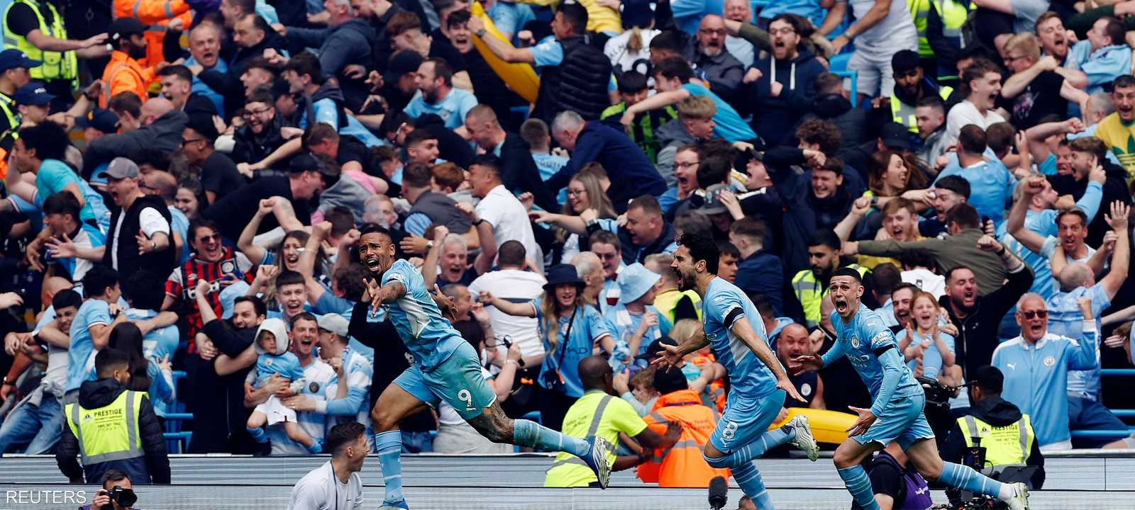 فرحة لاعبي مانشستر سيتي