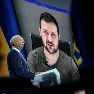 زيلينسكي متحدثا إلى منتدى دافوس