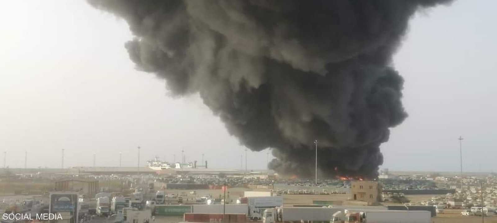 صورة من الحريق المندلع