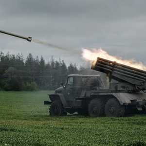 راجمة صواريخ شرقي أوكرانيا.