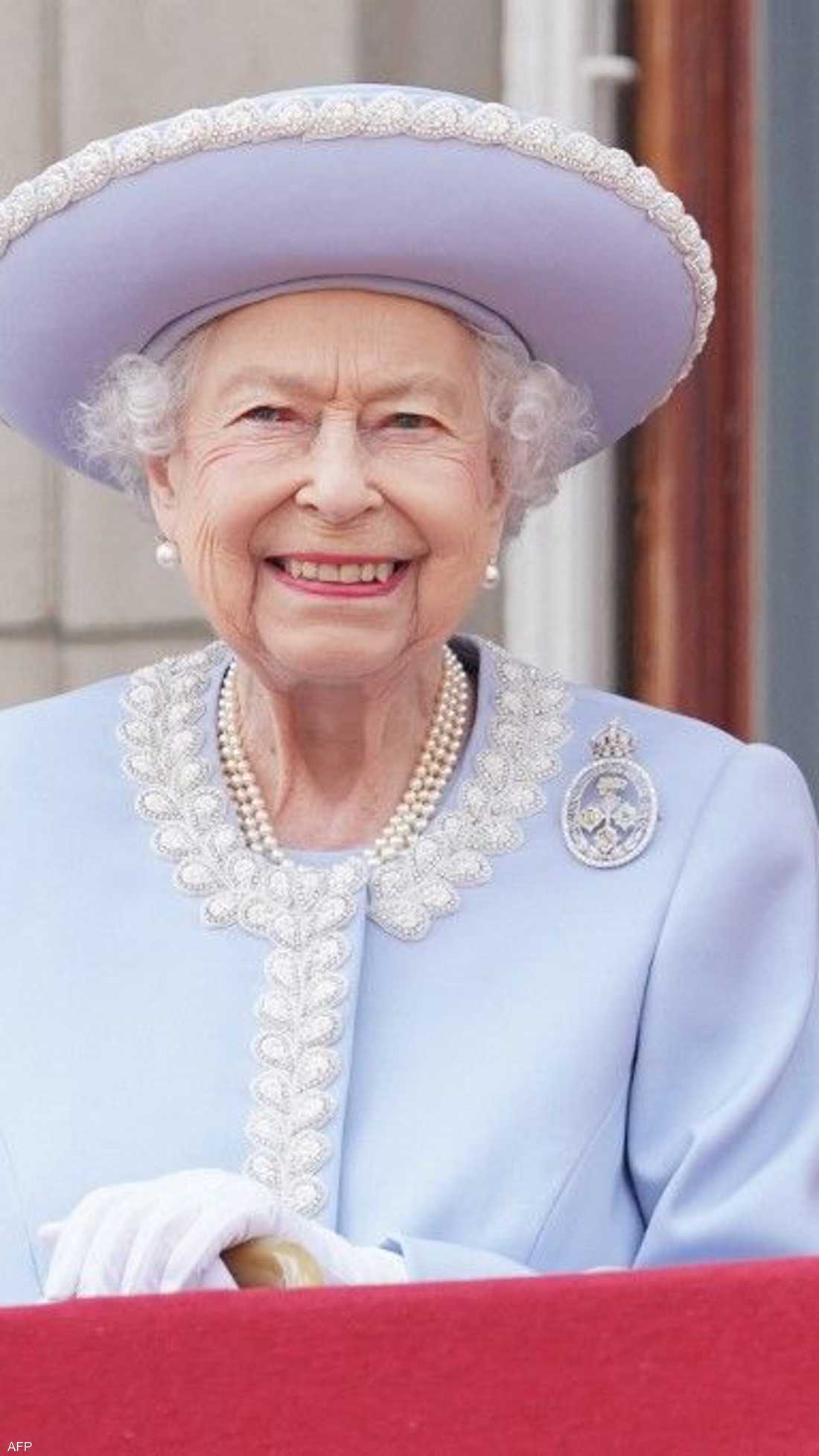 الملكة إليزابيث ملكة بريطانيا في احتفالات اليوبيل البلاتيني