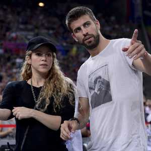 بيكيه وشاكيرا انفصلا مؤخرا