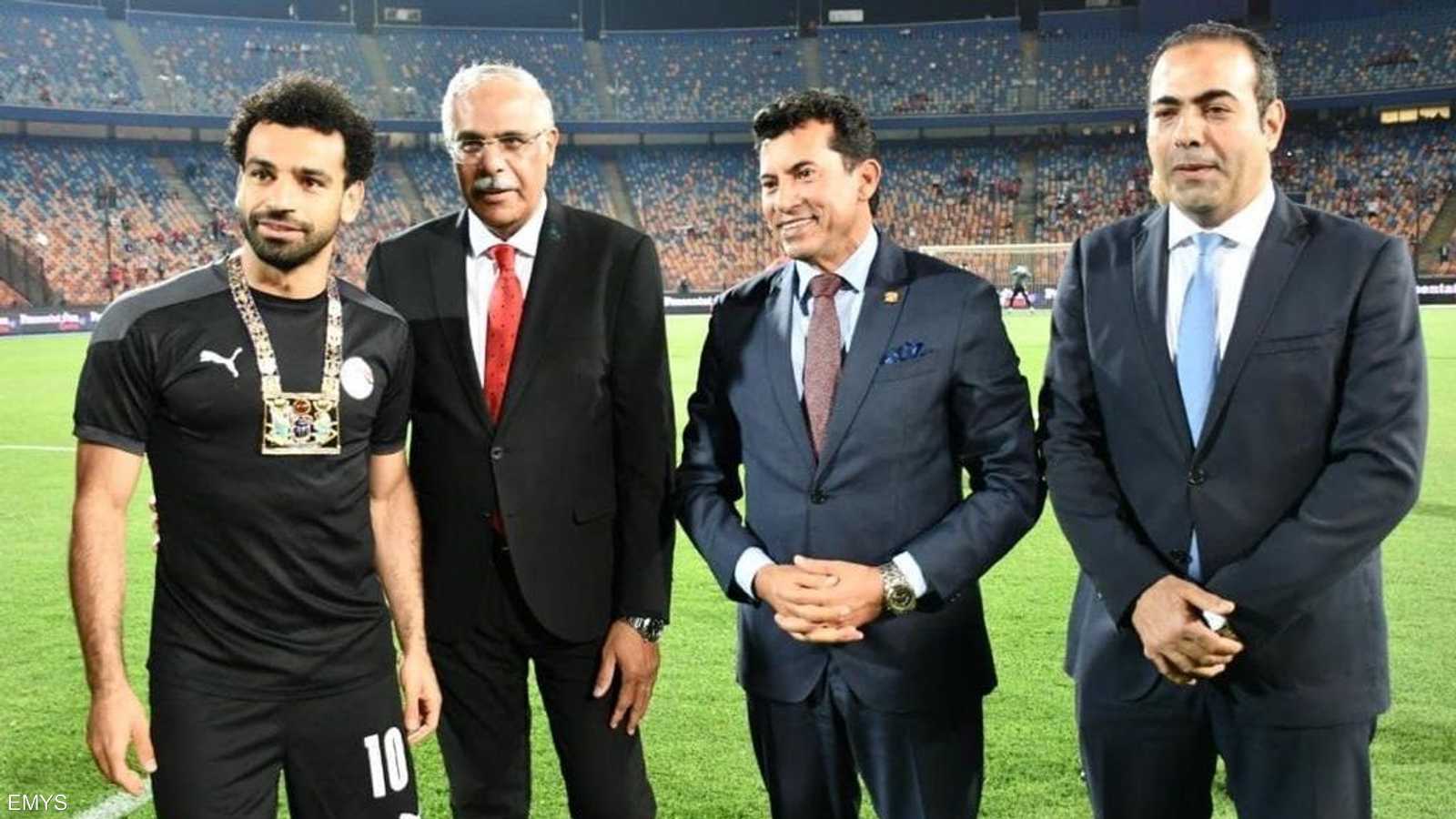 أكد وزير الشباب والرياضة أن صلاح خير سفير للرياضة المصرية