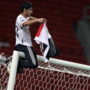 اللاعب حيدر عبدالرزاق في نهائي بطولة أمم آسيا في 2007