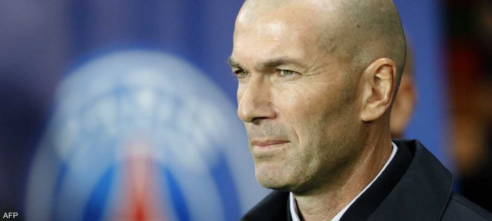 زيدان قريب من باريس سان جرمان